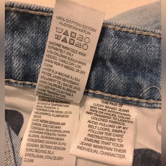Lucky Brand Stonewashed Denim Jeans with Rips and Embroidered details Size 24 - Picture 10 of 14